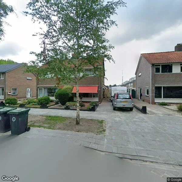Straatbeeld van De Warren 55, 9203HT Drachten