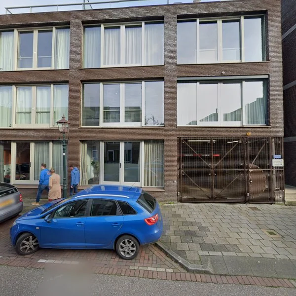 Straatbeeld van De Witstraat 39, 2011DV Haarlem
