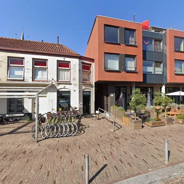 Straatbeeld van de Zwaanstraat 18A, 1949BC Wijk aan Zee