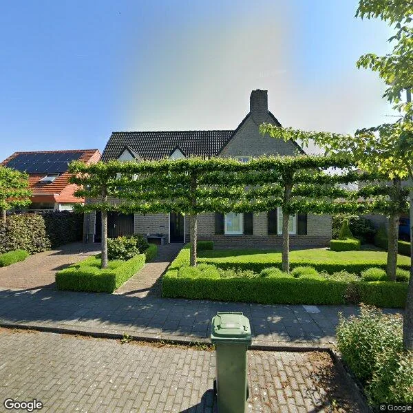 Straatbeeld van De Zwong 5, 6093JV Heythuysen