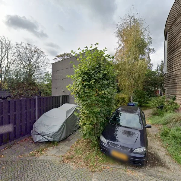 Straatbeeld van Dedemsvaartweg 149, 2545DB Den Haag