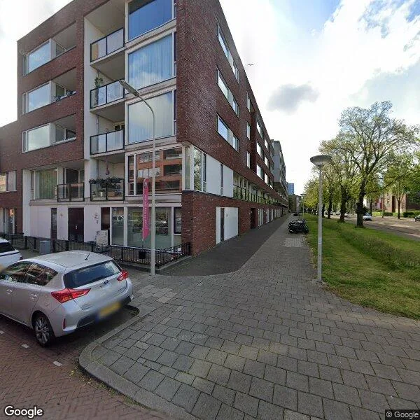 Straatbeeld van Dedemsvaartweg 482, 2545AR Den Haag