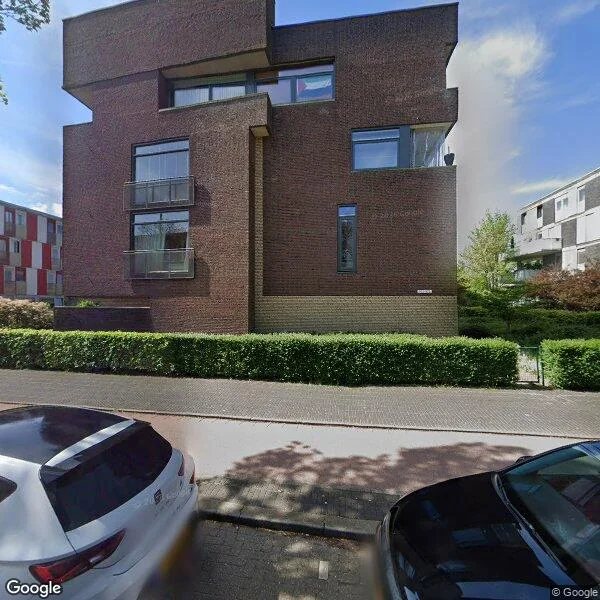 Straatbeeld van Dedemsvaartweg 571, 2545DJ Den Haag