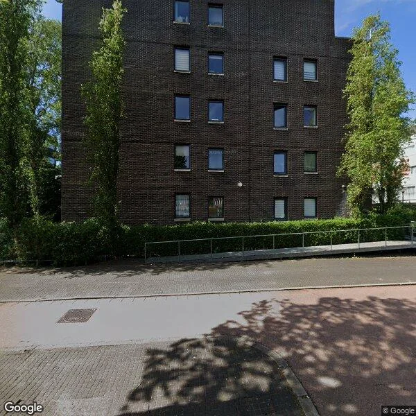 Straatbeeld van Dedemsvaartweg 631, 2545DK Den Haag