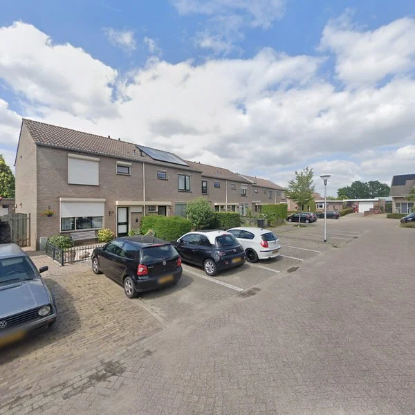 Straatbeeld van Deken Wehmeijerhof 25, 5334KD Velddriel