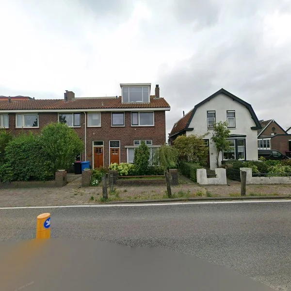 Straatbeeld van Delftsestraatweg 75, 2645AA Delfgauw