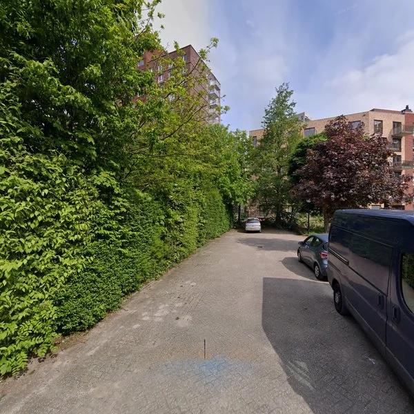 Straatbeeld van Deltaweg 1306, 2321KX Leiden