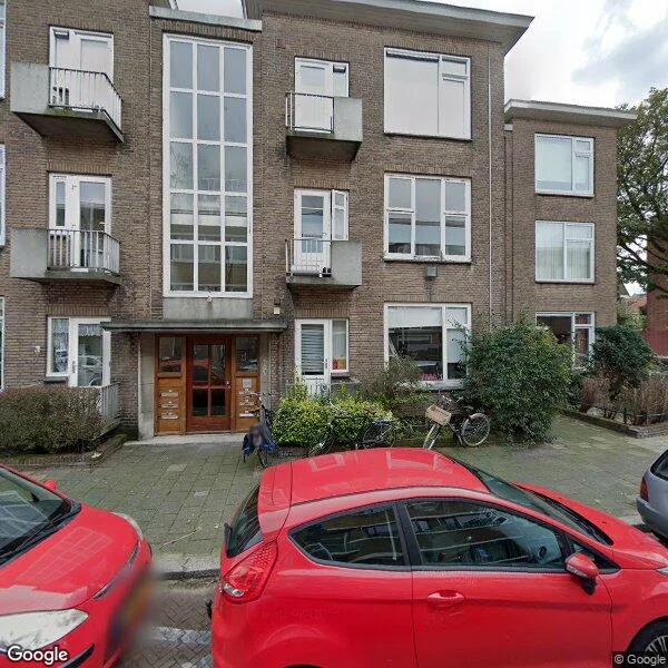 Straatbeeld van Den Helderstraat 26, 2547SM Den Haag