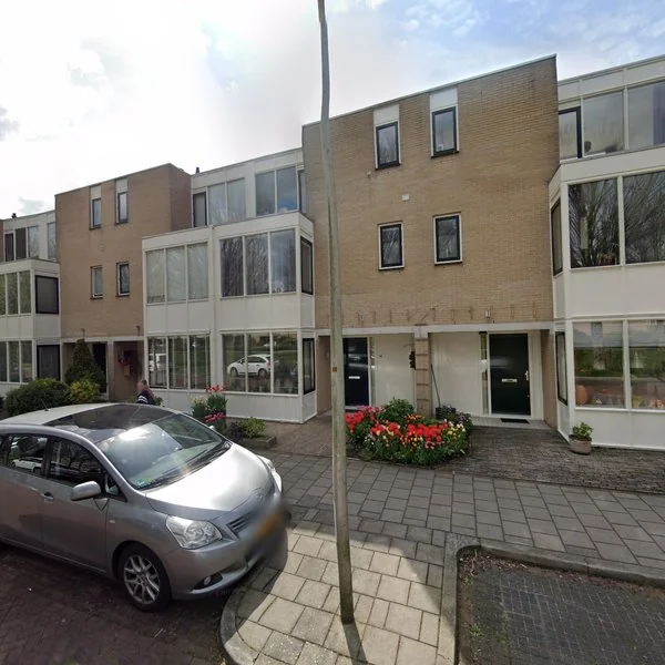 Straatbeeld van Denemarkensingel 102, 2408CB Alphen aan den Rijn