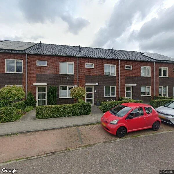 Straatbeeld van Dennenlaan 30a, 3862HP Nijkerk