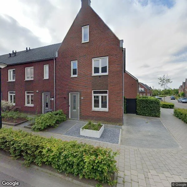 Straatbeeld van Dennenoord 11, 5527EZ Hapert
