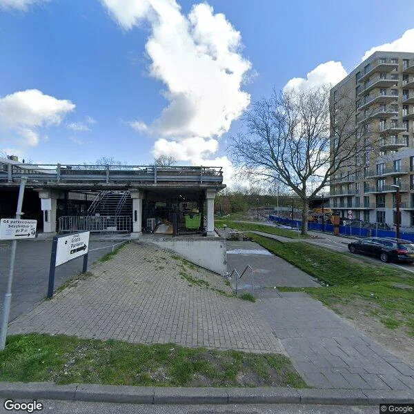 Straatbeeld van Develstein 56D, 1102AK Amsterdam