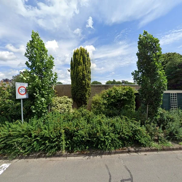 Straatbeeld van Deverbrink 2, 7812LM Emmen
