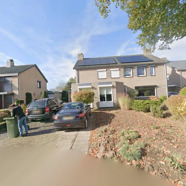 Straatbeeld van Diamantstraat 7, 6015BD Neeritter