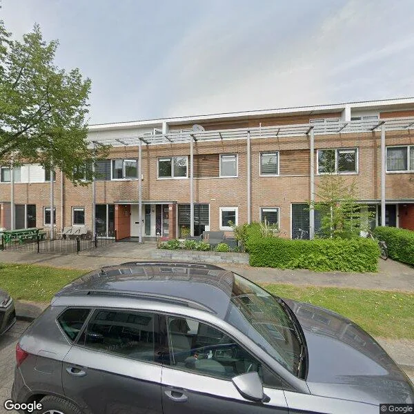 Straatbeeld van Dick Laanweg 16, 1321KE Almere