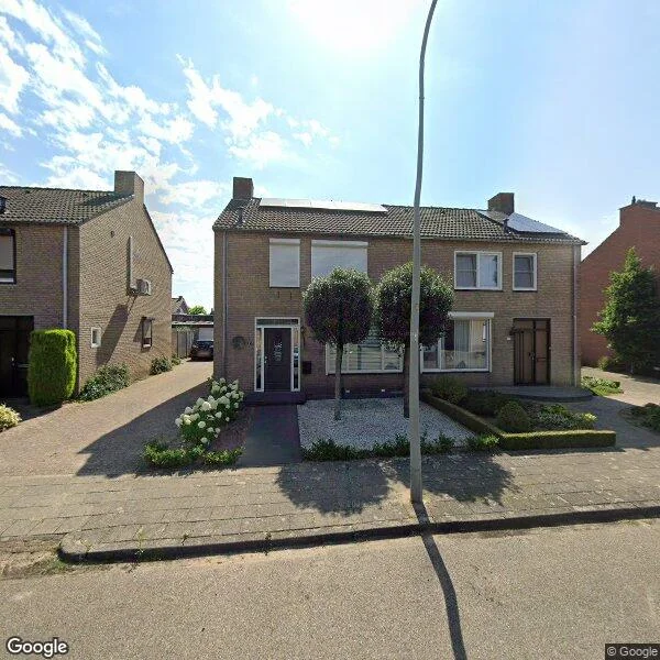 Straatbeeld van Diepstraat 13, 5943BA Lomm