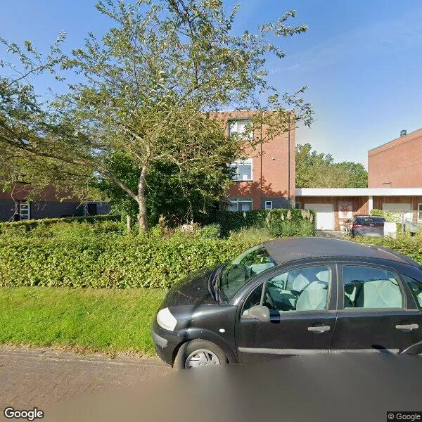 Straatbeeld van Dijklaan 15, 9351TG Leek