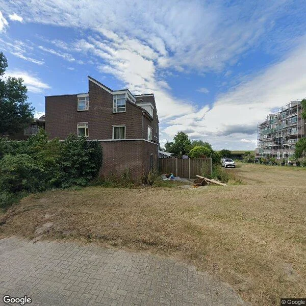 Straatbeeld van Dijkmeent 42, 1357EC Almere