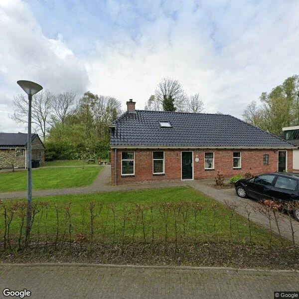 Straatbeeld van Dijkweg 3, 9905TD Holwierde