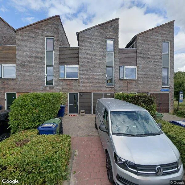 Straatbeeld van Dinsdagstraat 4, 1335LH Almere