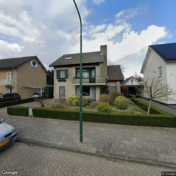 Straatbeeld van Dirk Heziuslaan 26, 5591AB Heeze