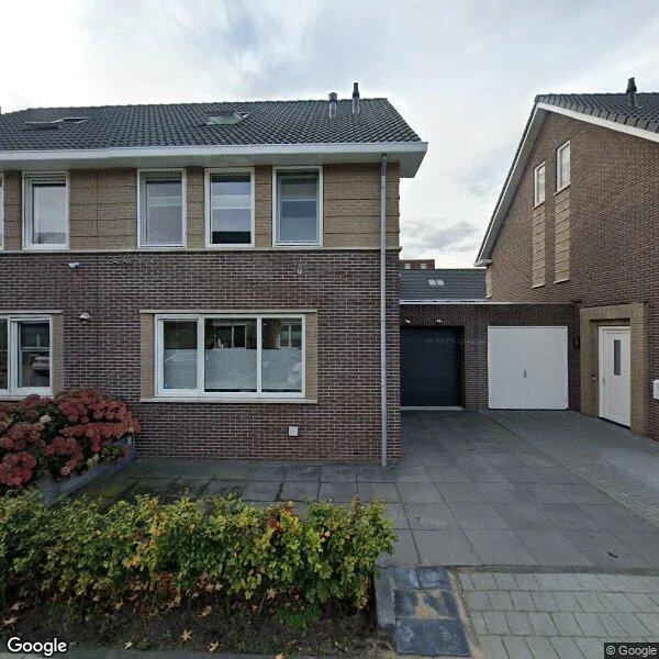 Straatbeeld van Doerianstraat 33, 1336NP Almere
