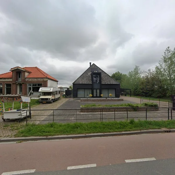 Straatbeeld van Dokter de Vriesstraat 37, 1654JT Benningbroek
