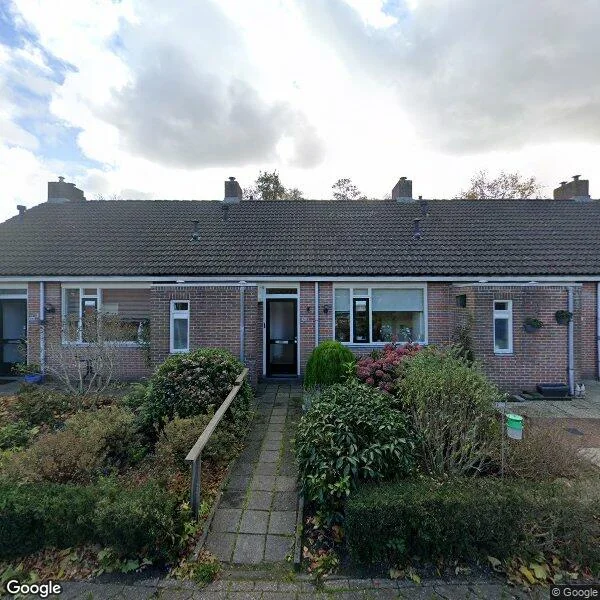 Straatbeeld van Dokter Manjoeroplantsoen 28, 1721CP Broek op Langedijk