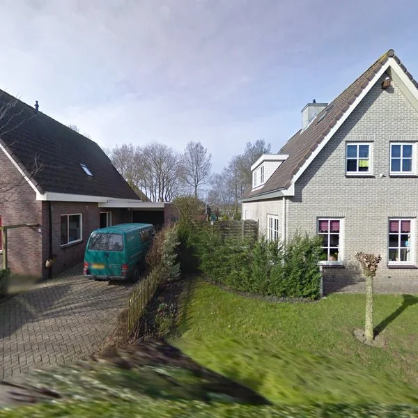 Straatbeeld van Dokter Poolstraat 5, 1718PA Hoogwoud