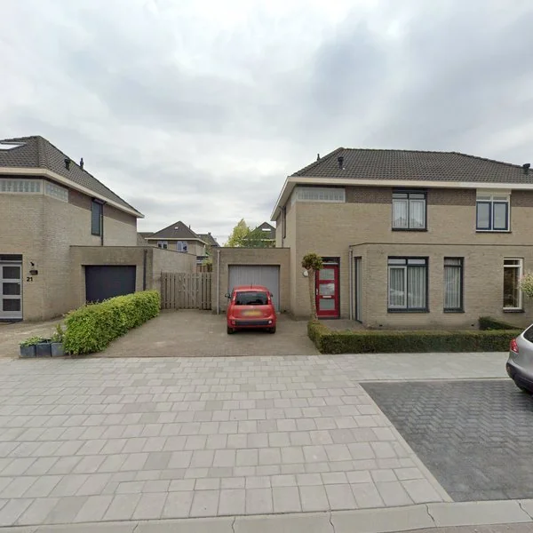 Straatbeeld van Dokter van der Koppelstraat 4, 4061AT Ophemert