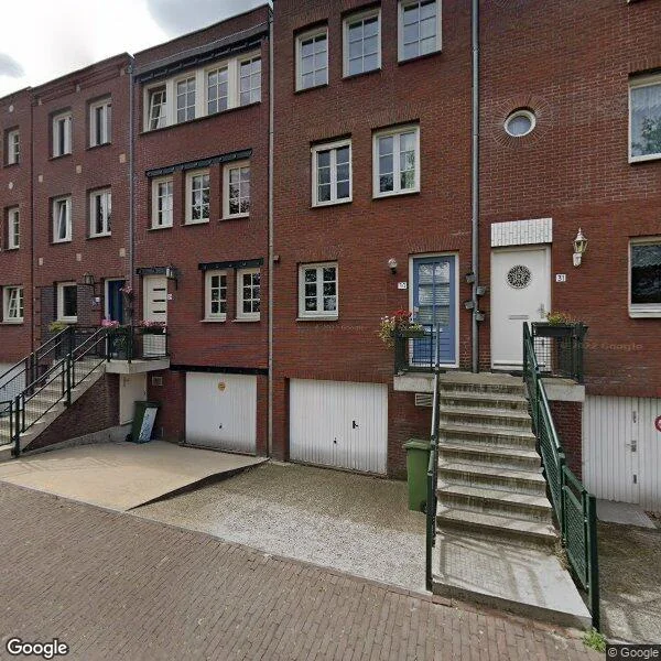 Straatbeeld van Dom H. van der Laanstraat 31, 1064DC Amsterdam