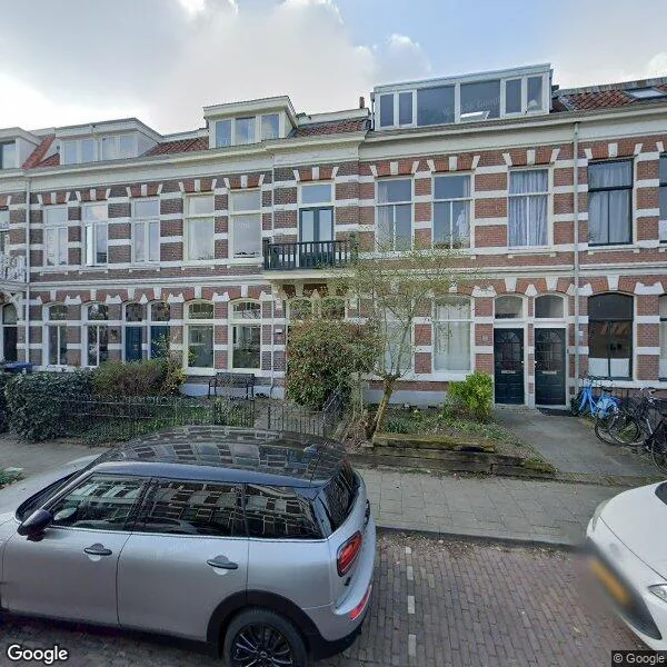 Straatbeeld van Dominicanenstraat 52, 6521KE Nijmegen