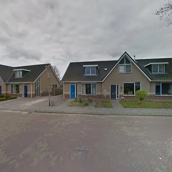 Straatbeeld van Dorpshuisstraat 11, 7924PP Veeningen