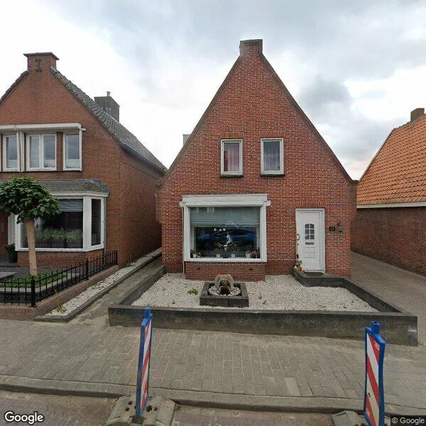 Straatbeeld van Dorpsstraat 121, 4634TP Woensdrecht