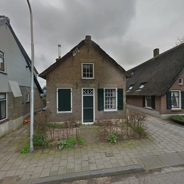 Straatbeeld van Dorpsstraat 22, 3366BC Wijngaarden