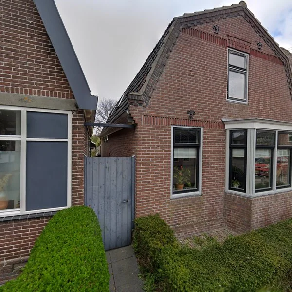 Straatbeeld van Dorpsstraat 220, 1749AL Warmenhuizen