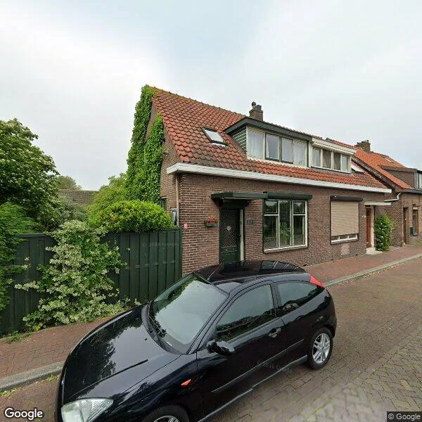 Straatbeeld van Dorpsstraat 239, 3191VE Hoogvliet Rotterdam