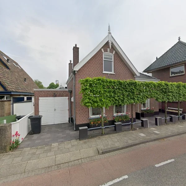 Straatbeeld van Dorpsstraat 24, 2396HB Koudekerk aan den Rijn