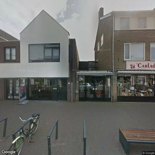 Straatbeeld van Dorpsstraat 37, 2211GA Noordwijkerhout