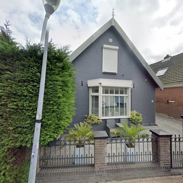 Straatbeeld van Dorpsstraat 556, 1723HH Noord-Scharwoude