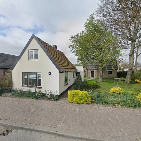 Straatbeeld van Dorpsstraat 61, 1747HB Tuitjenhorn