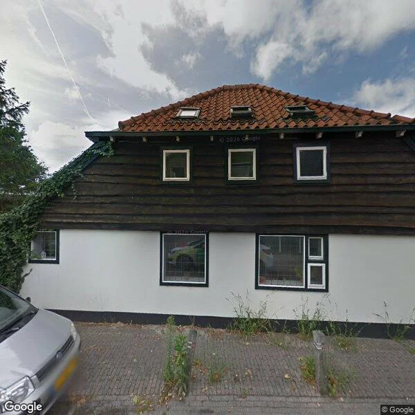 Straatbeeld van Dorpsstraat 613, 1723HC Noord-Scharwoude