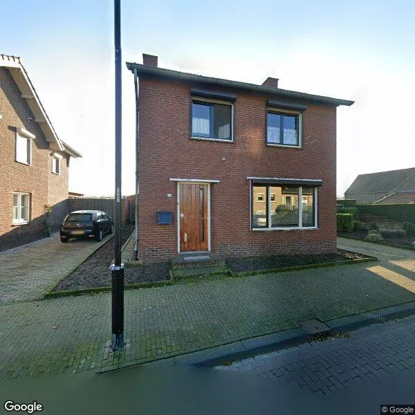 Straatbeeld van Dorpstraat 11, 6096AH Grathem