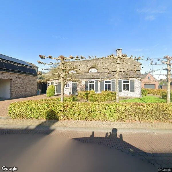 Straatbeeld van Dorpstraat 123, 5595CG Leende