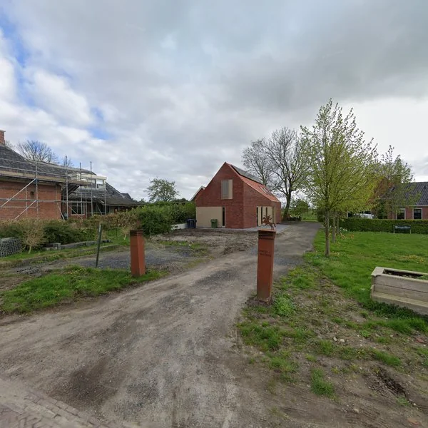 Straatbeeld van Dorpstraat 22, 9911PC Oosterwijtwerd