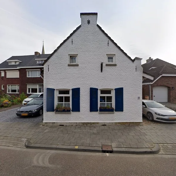Straatbeeld van Dorpstraat 35, 6122CE Buchten