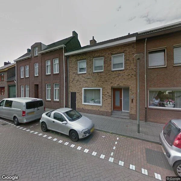 Straatbeeld van Dorpstraat 99A, 6441CC Brunssum