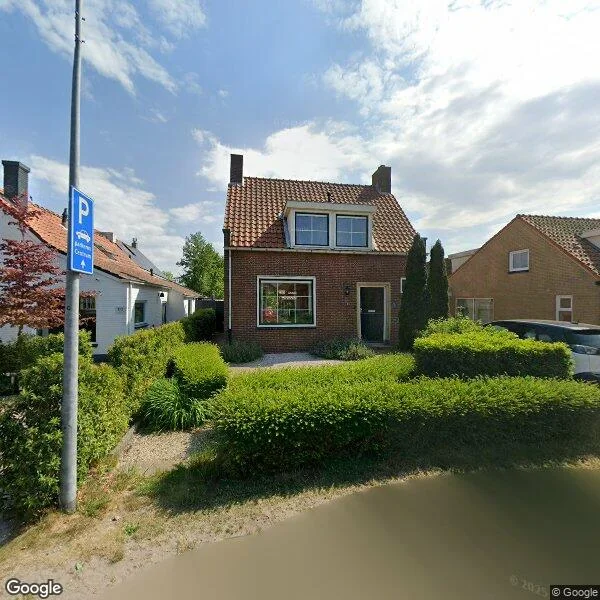 Straatbeeld van Dorpsweg 11, 3253AG Ouddorp