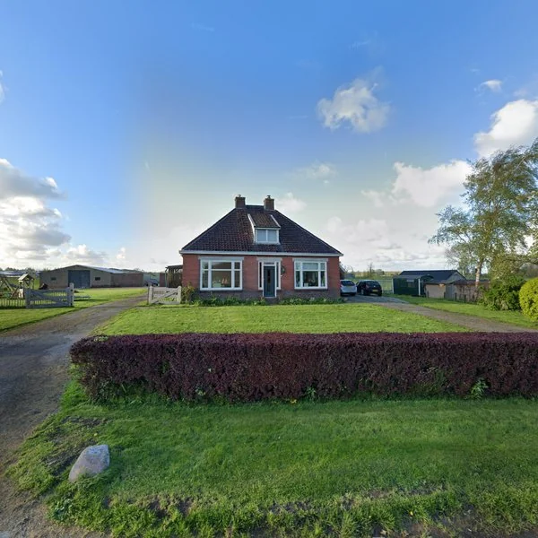Straatbeeld van Dorpsweg 25, 9993TJ Westerwijtwerd