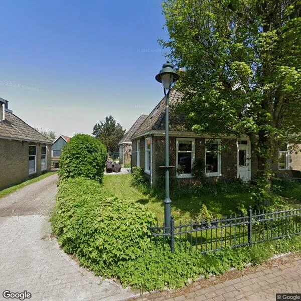 Straatbeeld van Dorpsweg 6, 8753JC Cornwerd